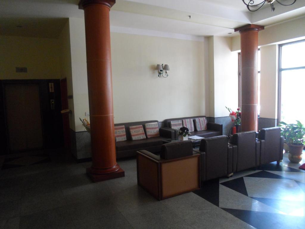 Kamat Lingapur Hotel Хайдарабад Экстерьер фото